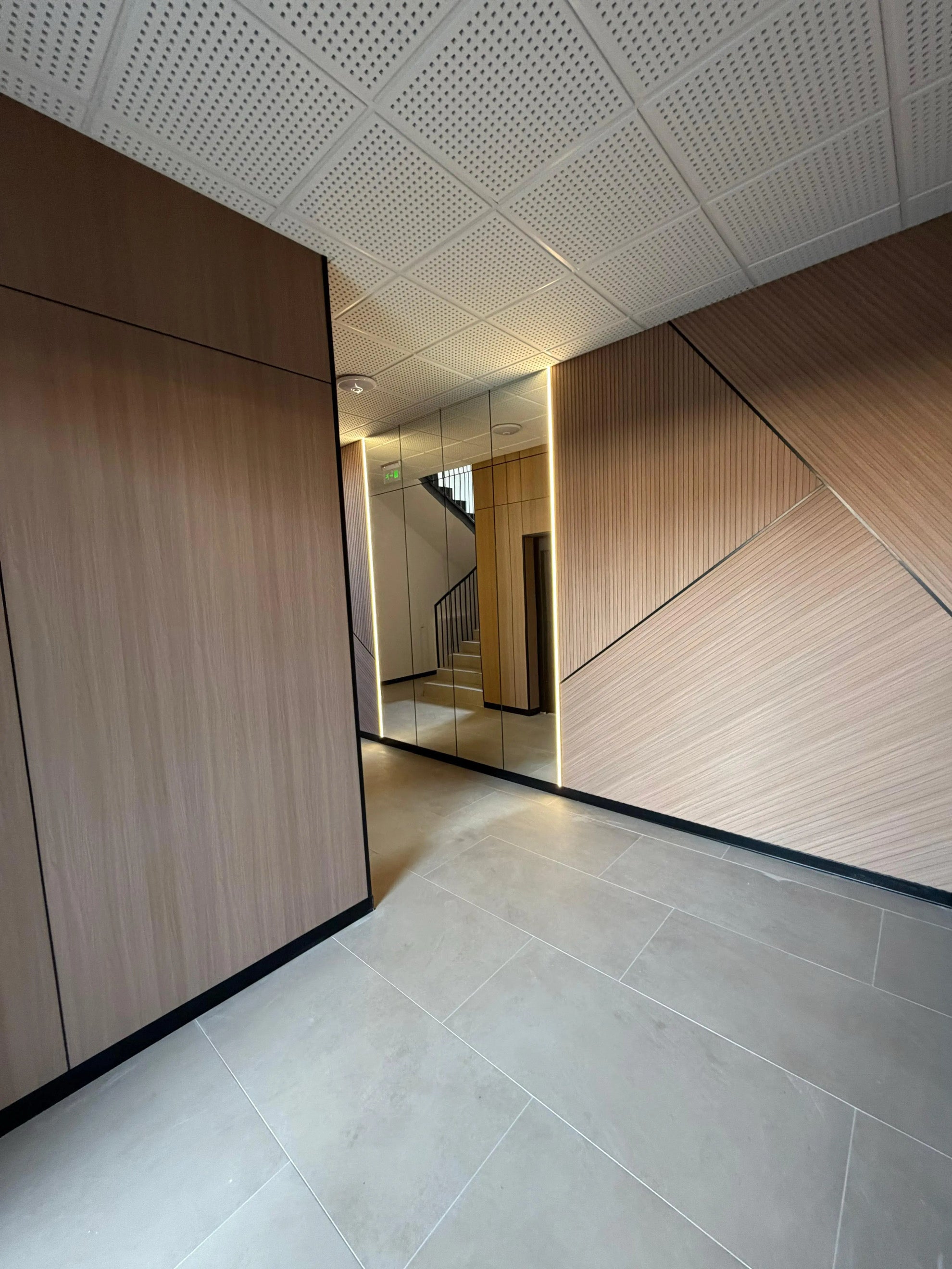 Modern WPC Wood Veneer Wall Panels